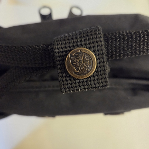 NWT Fjallraven Kanken 17"  Laptop Backpack Black - Picture 11 of 11